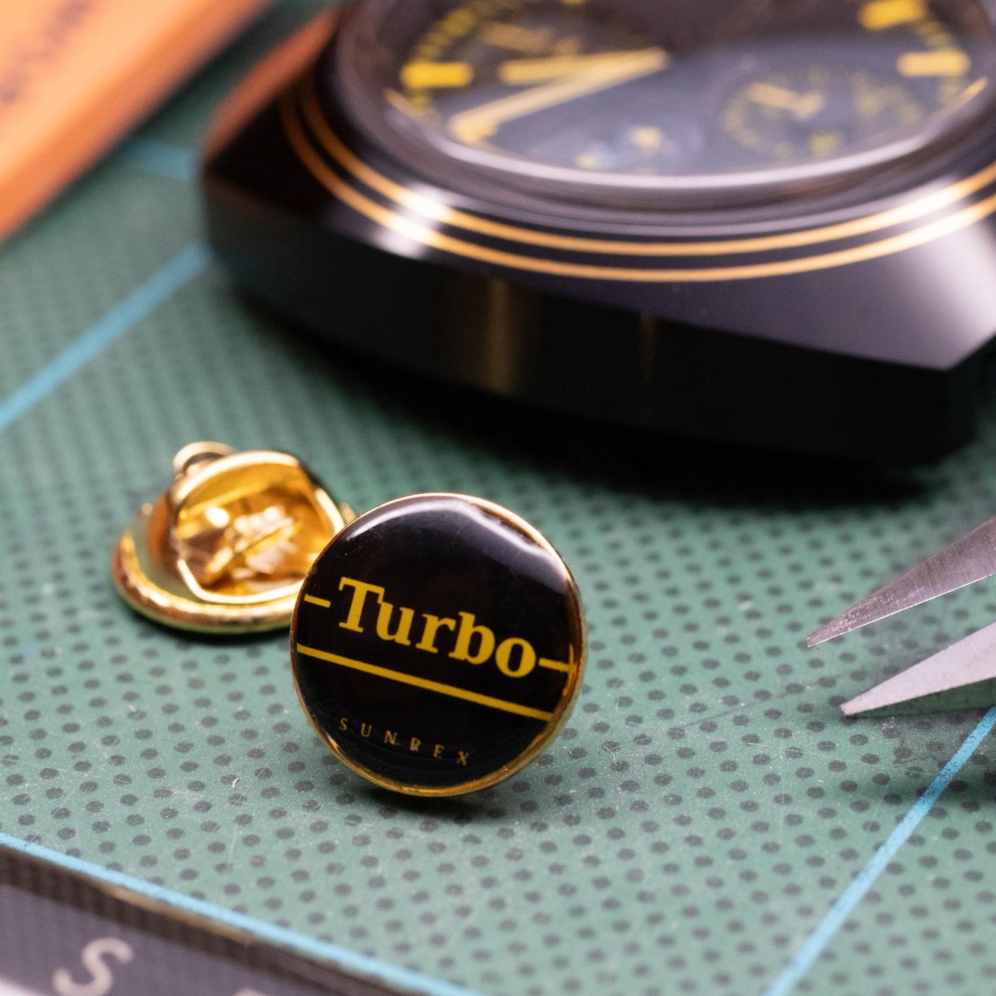 321 Pin Badge